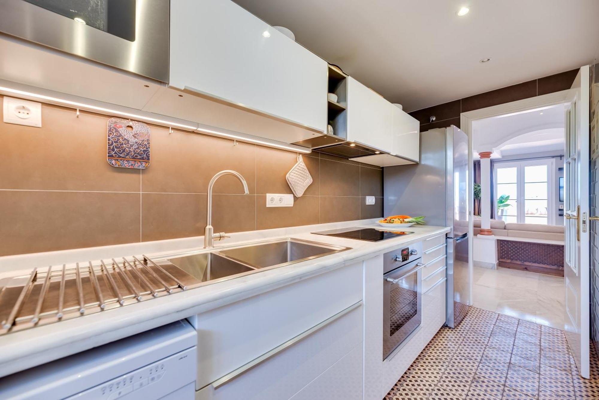 Elegant 2 Bdrm Penthouse With Bbq And Pools Apartment Marbella Exterior photo
